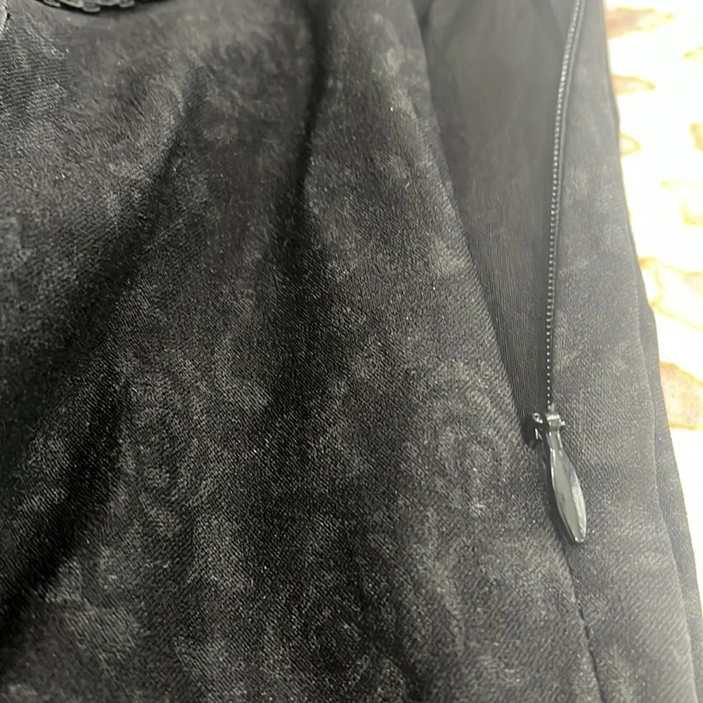 A beautiful gothic Lolita Ruffled Pencil Skirt S - Picture 6 of 11